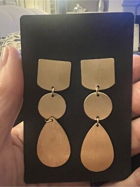 Geometric Drop Earrings in Matte Gold